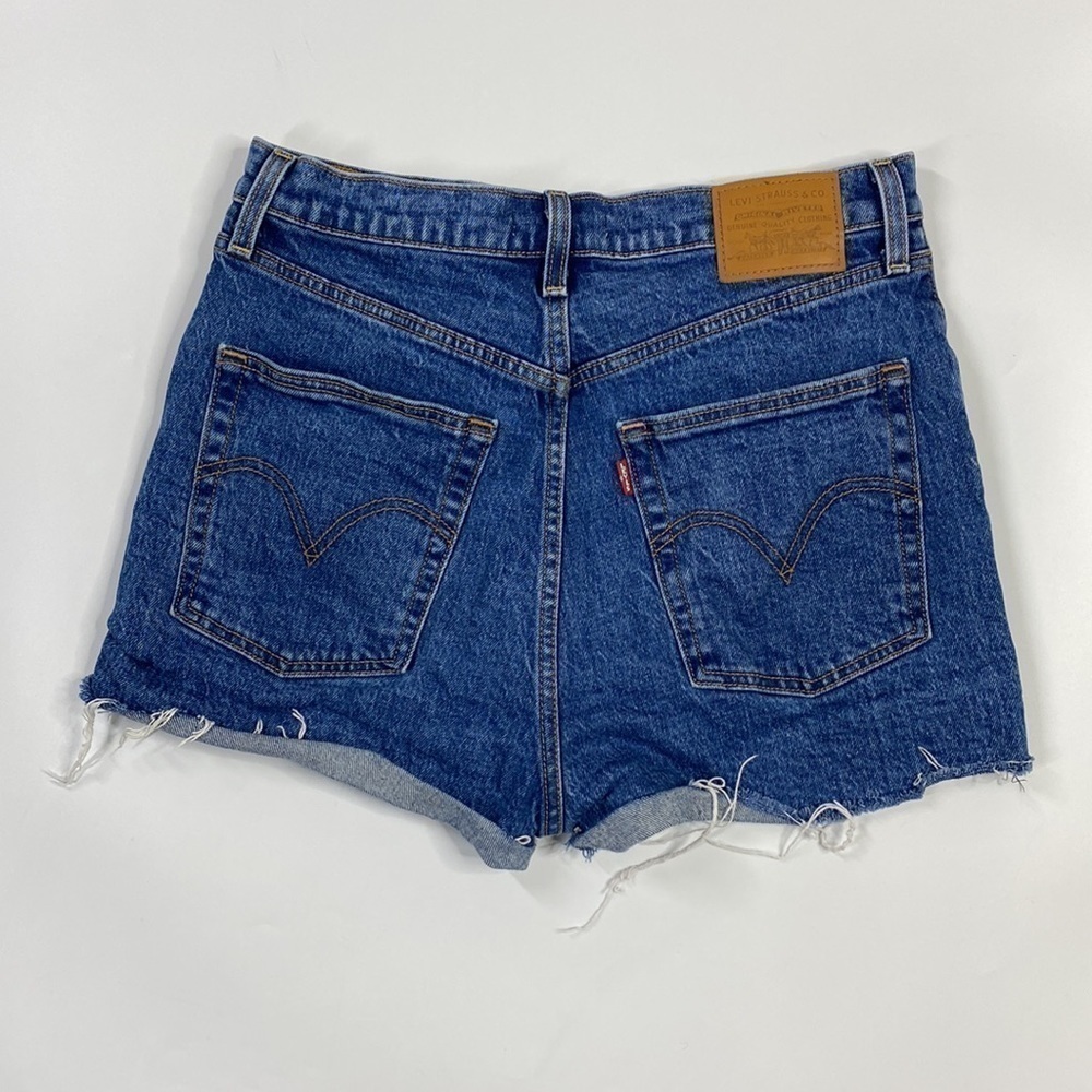 Levi's Premium Ribcage Shorts Button Fly Size 30 (flawed) - Picture 2 of 12